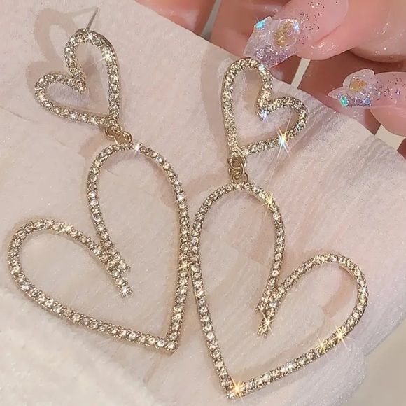 NWOT - Double Rhinestone Heart Earrings - Picture 4 of 6